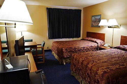 Hometown Inn And Suites Washington ภายนอก รูปภาพ